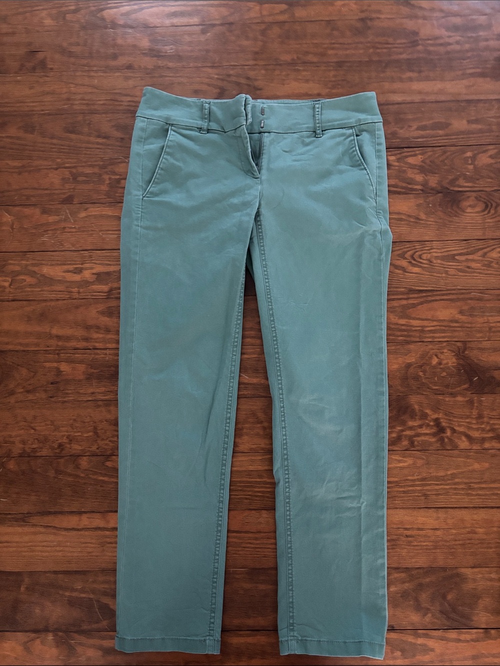 LOFT Women’s Sage Green Chino Pants - Picture 2 of 4